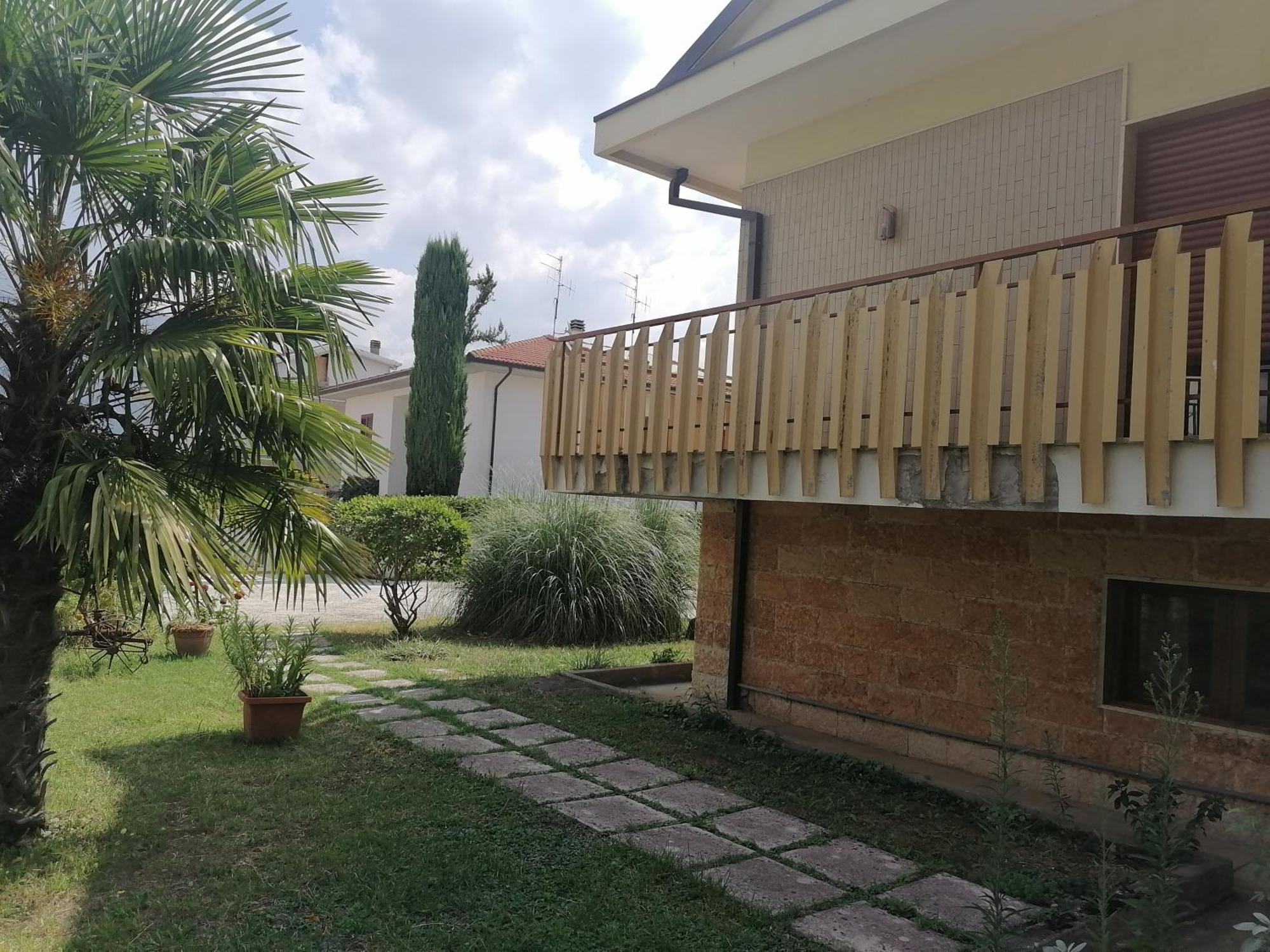 B&B Villaggio Sole Сульмона Екстер'єр фото
